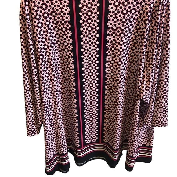 Croft & Barrow 3/4 length sleeve pink, black and white tunic - Picture 8 of 8